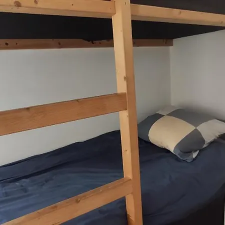 Mila-mar Hostel *